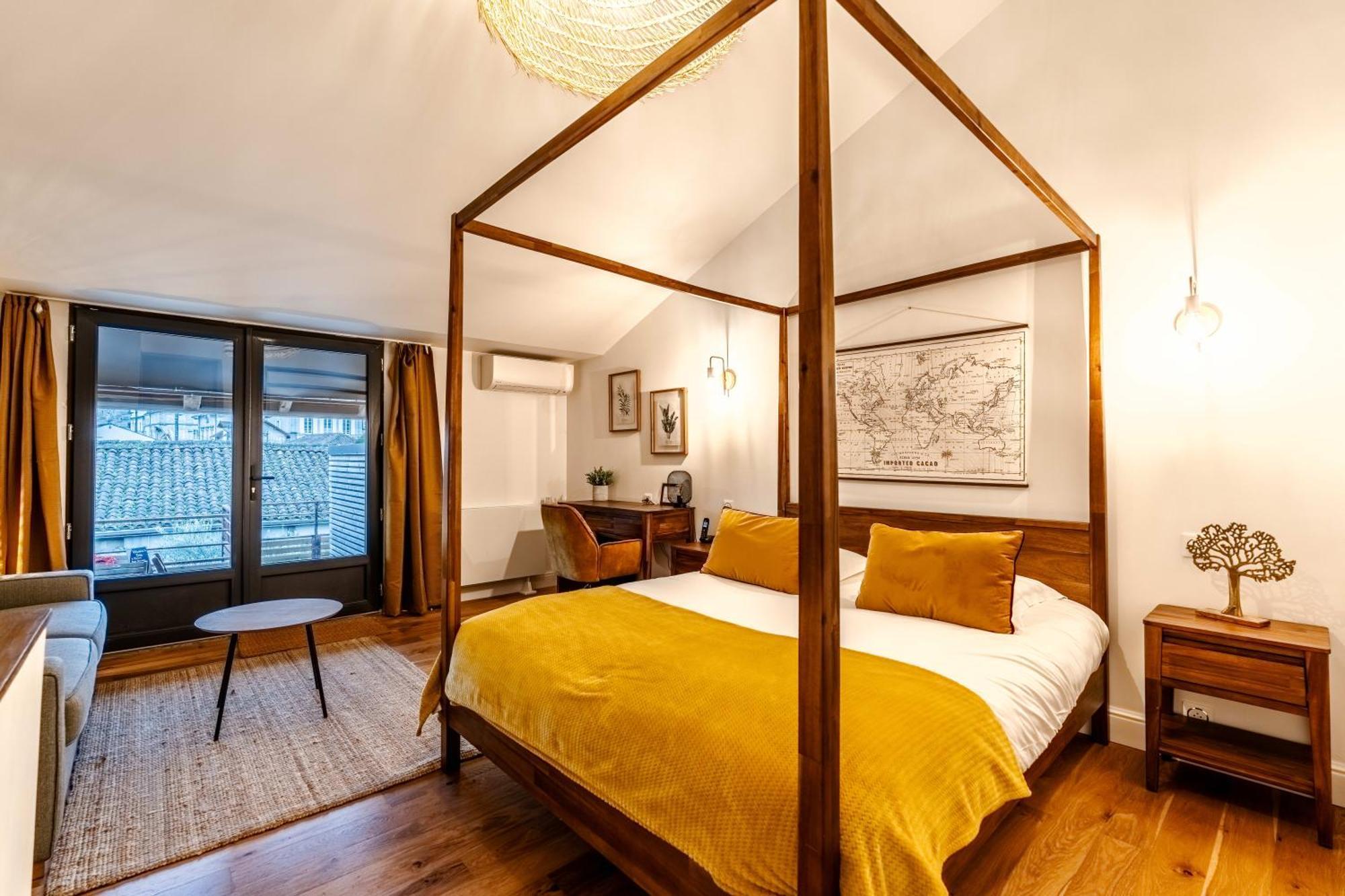 Hotel Quai Des Pontis Cognac Kültér fotó