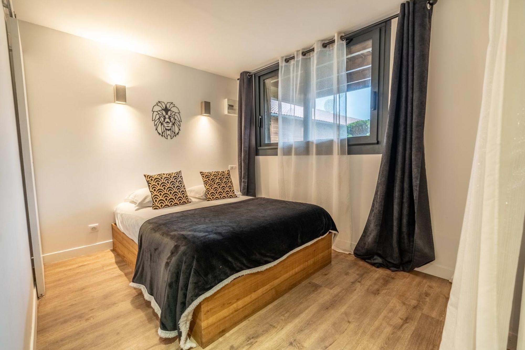 Hotel Quai Des Pontis Cognac Kültér fotó